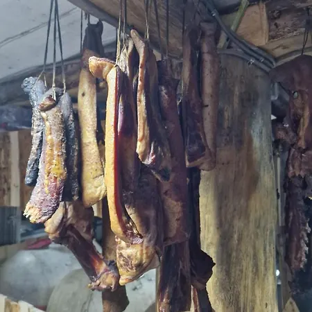 Casuta Bunicilor
